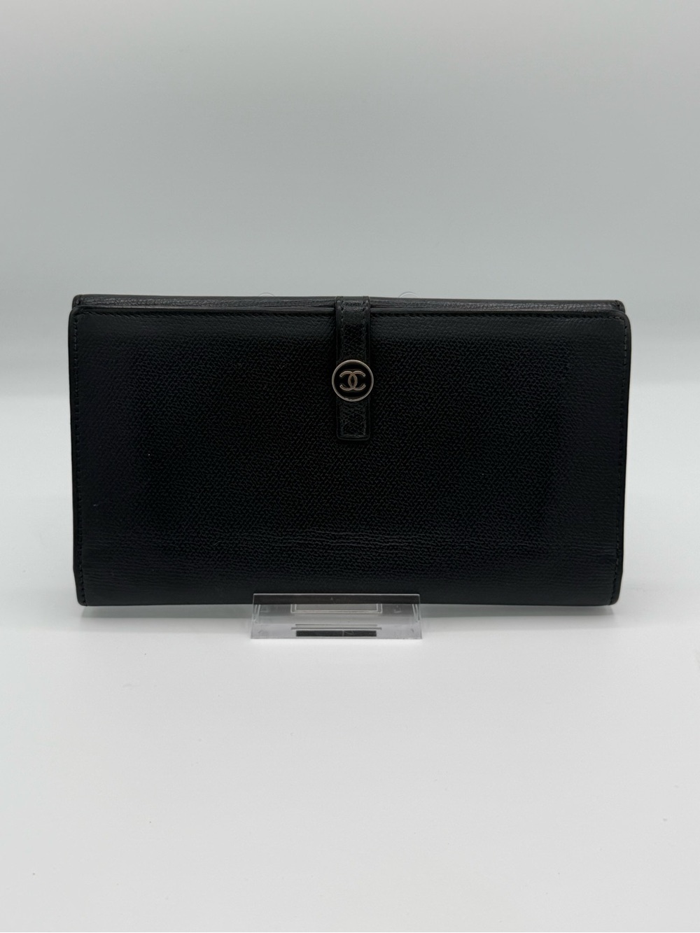 CHANEL Black Leather CC Caviar Button Long Wallet Bifold Vintage